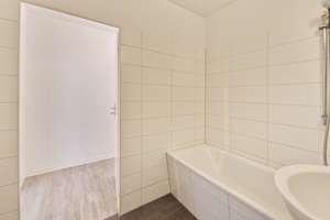 Das große 1 x 1! Große 1-Zimmer-Wohnung im 1. OG - für Dich! – Herzogswalder Straße 8, 1169 Gorbitz-Ost, Dresden – Vorschaubild 8