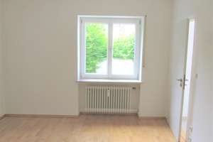 Ruhig gelegenes 1-Zimmer-Appartement mit sonniger Terrasse in Aubing – Seldeneckstr. 33, 81243 Aubing-Süd, München – Vorschaubild 3