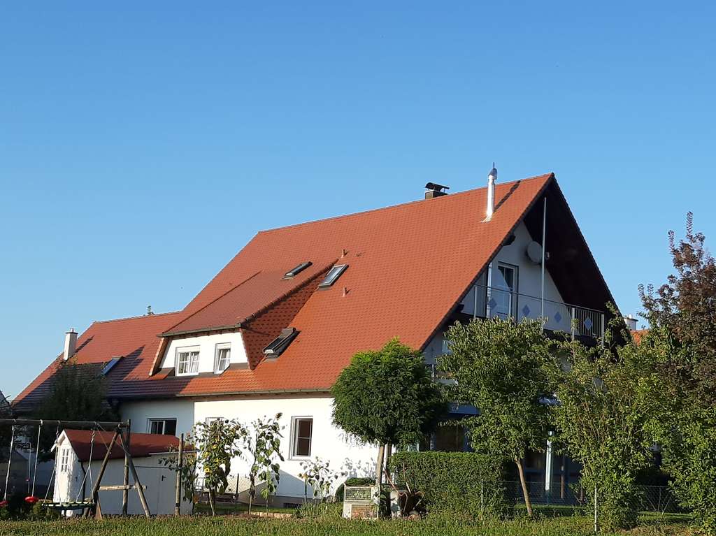 Immobilie in Wertingen - Große Wohnung mit Wintergarten und Terrasse in Wertingen-OT - Bild 2