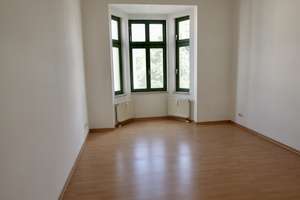 3 Zimmer mit Balkon in Stadtfeld
