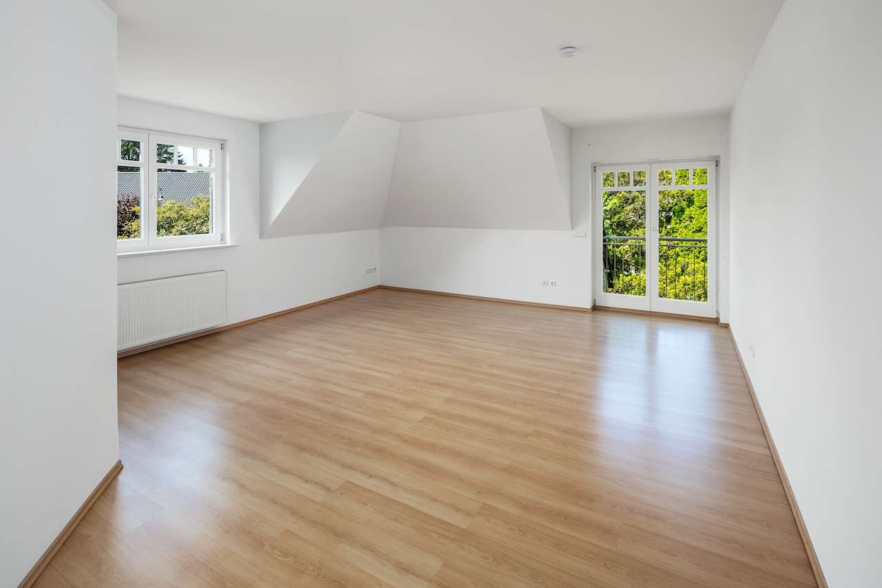 Immobilie in Grönwohld - Ein großzügiges und elegantes Zuhause mitten im Grün - separates Baugrundstück inklusive - Bild 1