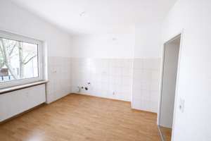 Frisch renoviert in Mannheim-Sandhofen – 4 großzügige Zimmer mit Balkon – Die vollständige Adresse der Immobilie erhältst du vom Anbieter., 68307 Sandhofen, Mannheim – Vorschaubild 7