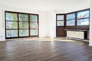 Ankommen in Obermenzing – Stilvolle Wohnung mit West-Balkon & extra Raum für Ideen