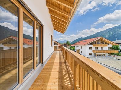 Blick zur Brecherspitz: Exklusive 2-Zimmer-Landhaus-Wohnung in Schliersee-Neuhaus