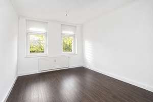 Seltene Erdgeschosswohnung mit Gartenanteilen, 2 Bädern und 120 m² Wohnfläche – 4249 Großzschocher, Leipzig – Vorschaubild 3