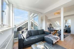 Aigner - Lichtdurchflutete 2-Zimmer-Dachgeschosswohnung mit sonnigem Balkon in Laim – Die vollständige Adresse der Immobilie erhältst du vom Anbieter., 80686 Friedenheim, München – Vorschaubild 2