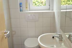 Charmantes Einfamilienhaus in ruhiger Lage – Die vollständige Adresse der Immobilie erhältst du vom Anbieter., 78628 Rottweil – Vorschaubild 27