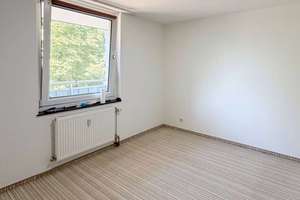 Freies 3 - Zimmer EW mitten in Porz !! – Die vollständige Adresse der Immobilie erhältst du vom Anbieter., 51143 Porz (Ortsteil), Köln – Vorschaubild 4