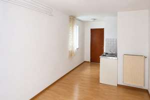 Schönes 1 Zimmer Apartment im EG 21qm mit Terrasse in Mannheim zu vermieten.