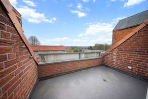 Reserviert: Wohnen mit Komfort: Balkon, Aufzug und Garage in gepflegter Anlage – Die vollständige Adresse der Immobilie erhältst du vom Anbieter., 24159 Holtenau, Kiel – Vorschaubild 6