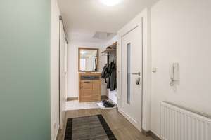 Investment gesucht? Umfassend saniertes 3-Familienhaus mit Garten, Balkonen, Garagen und Aufzug – Die vollständige Adresse der Immobilie erhältst du vom Anbieter., 53937 Schleiden – Vorschaubild 37