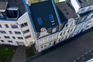 Stadtvilla im Herzen von Bonn-Beuel Gründerzeitcharme trifft modernen Luxus