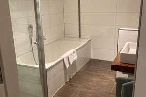 RESERVIERT! Traumhafte, helle Eigentumswohnung mit großzügigem Garten direkt am Antoniepark! – Die vollständige Adresse der Immobilie erhältst du vom Anbieter., 46119 Klosterhardt-Süd, Oberhausen – Vorschaubild 12