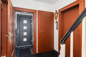 Bremen - Überseestadt | Charmantes Wohnhaus mit Kaminofen, Balkon und ausgebautem Dachgeschoss – Die vollständige Adresse der Immobilie erhältst du vom Anbieter., 28217 Steffensweg, Bremen – Vorschaubild 2