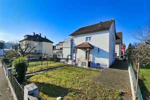 Zwei Familien – Ein Zuhause: Charmantes Zweifamilienhaus mit großem Garten – Göppingen (Kreis) – Vorschaubild 3