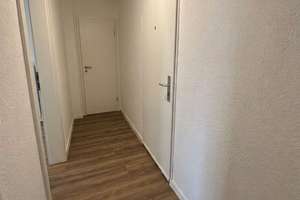 Frisch sanierte Zwei-Zimmer-Wohnung mit Balkon! – Buchforststraße 69-71, 51103 Kalk (Ortsteil), Köln – Vorschaubild 10