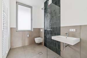 Erstbezug mit Stil: Heller 4-Zimmer Neubau mit Südterrasse – Die vollständige Adresse der Immobilie erhältst du vom Anbieter., 12207 Lichterfelde, Berlin – Vorschaubild 8