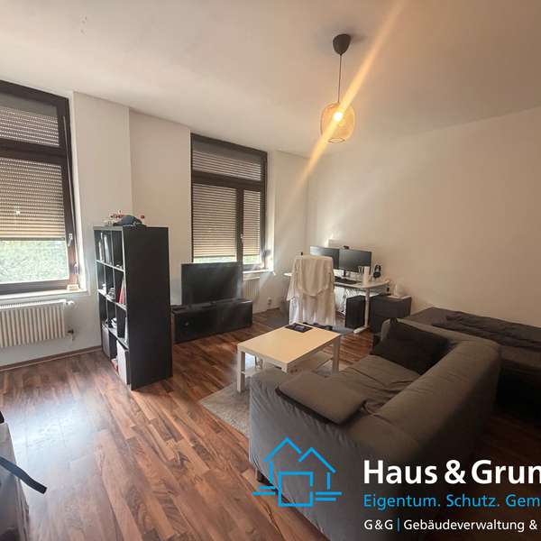 *** gepflegte 3-Zimmer-Wohnung in zentraler Lage - WG-geeignet ***