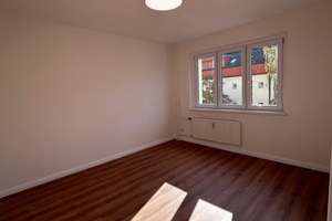 von privat: Kienhorster Gärten - bezugsfreie sanierte Wohnung in Reinickendorf – Lienemannstraße -, 13403 Reinickendorf (Ortsteil), Berlin – Vorschaubild 22