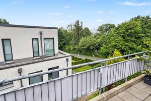 Wohnen in Bestlage: Exklusive 4-Zimmer-Wohnung in Wuppertal-Katernberg mit Balkon und Garage – Die vollständige Adresse der Immobilie erhältst du vom Anbieter., 42113 Uellendahl-Katernberg, Wuppertal – Vorschaubild 3