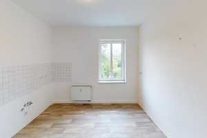 Für Sonnenanbeter - 2-Raum-Wohnung mit Balkon – Uferstr. 32, 9126 Chemnitz – Vorschaubild 3