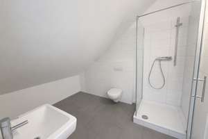 ***Schöne 2-Zimmer Dachgeschosswohnung***
