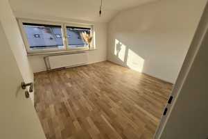 Erstbezug nach Sanierung: Miete 5,5-Zimmer-Reihenendhaus mit Terrasse, Garten, Garage in Helmstedt – Helmstedt (Kreis) – Vorschaubild 14