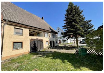 Mehrfamilienhaus mit Ausbaupotential