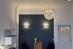 am Stresemannplatz, Jugendstilwohnung  frei ! 3 Räume, gehobene Ausstattung, 2 Balkone, Einbauküche 