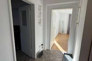 Thelottviertel nähe HBF | 2 ZKB | modernes Küchenelement | nicht WG geeignet – Rosenaustraße 31, 86150 Rosenau- und Thelottviertel, Augsburg – Vorschaubild 3