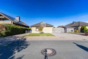 Haskamp! Top gepflegter, renovierter Bungalow mit überdachter Terrasse und Gartenanlage! – Die vollständige Adresse der Immobilie erhältst du vom Anbieter., 26759 Hinte – Vorschaubild 12