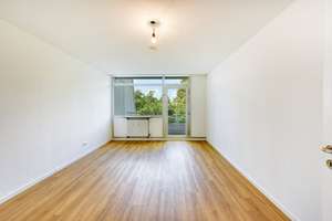 +++ Panorama-Fern-/Seeblick - Schwimmbad/Sauna - modernisiert - inkl. Doppel-Garage & TG-Stpl. +++ – Max-Brod-Weg 14, 70437 Freiberg, Stuttgart – Vorschaubild 19