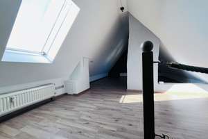 Charmante Maisonettewohnung mit traumhaftem Ausblick in der Augsburger Innenstadt – Die vollständige Adresse der Immobilie erhältst du vom Anbieter., 86152 Jakoberstadt-Süd, Augsburg – Vorschaubild 9