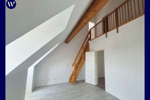 Dachgeschoss-Wohnung auf 2 Ebenen** 4 Zimmer + 2 Bäder + viel Platz