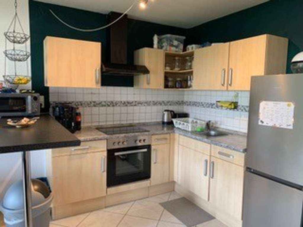 Immobilie in Gäufelden - Großzügige, helle 3,5-Zi.-Wohnung mit großem Balkon und Einbauküche - Bild 2