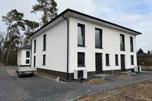 * NEUBAU FERTIGSTELLUNG MÄRZ 2025 * Moderne Doppelhaushälften * schlüsselfertig * – Teltow-Fläming (Kreis) – Vorschaubild 1