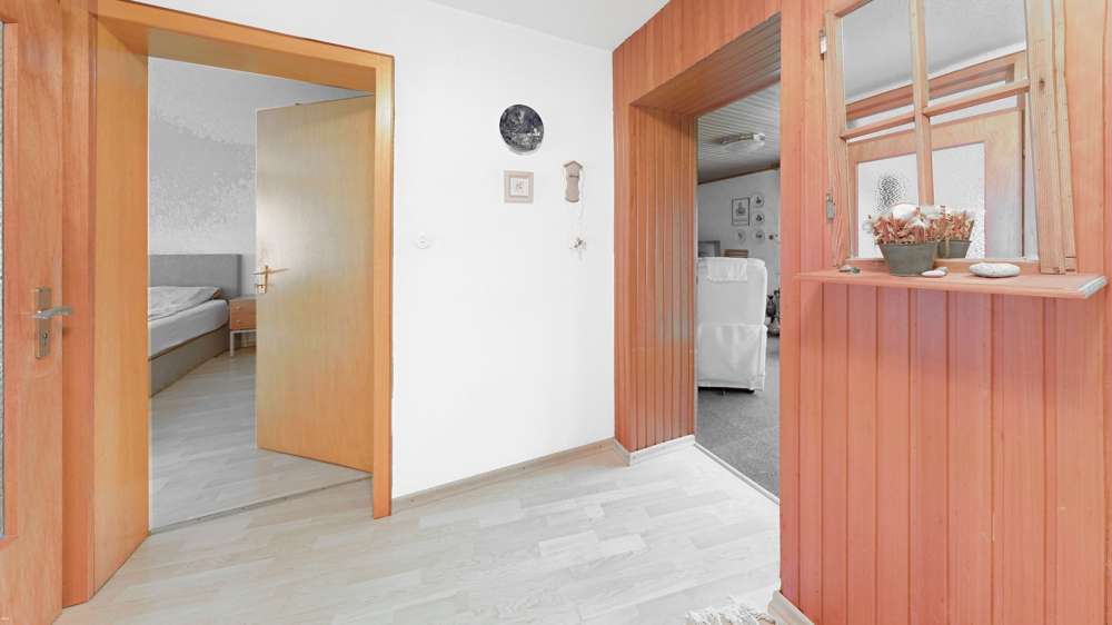 Immobilie in Steinwenden - 3-Familienhaus mit Garage, Terrasse und Eingang von zwei Seiten - kurzfristig bezugsfertig - Bild 10