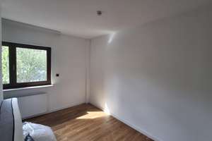 Sonnige EG-Wohnung mit EBK, Wannenbad, Kamin & Garten - von privat an privat – Temmeweg -, 14089 Kladow, Berlin – Vorschaubild 8