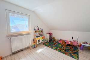 Modernisiertes Einfamilienhaus mit Garten und Garage in guter Zentrumslage! – Die vollständige Adresse der Immobilie erhältst du vom Anbieter., 57537 Wissen – Vorschaubild 23