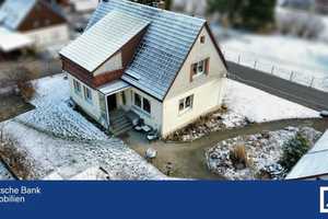 Charmantes Einfamilienhaus mit großzügigem Grundstück und zusätzlicher Landwirtschaftsfläche – Erzgebirgskreis – Vorschaubild 1