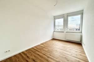 Geräumige 4-Zimmer-Wohnung in Koblenz Mitte – Die vollständige Adresse der Immobilie erhältst du vom Anbieter., 56068 Mitte, Koblenz – Vorschaubild 3