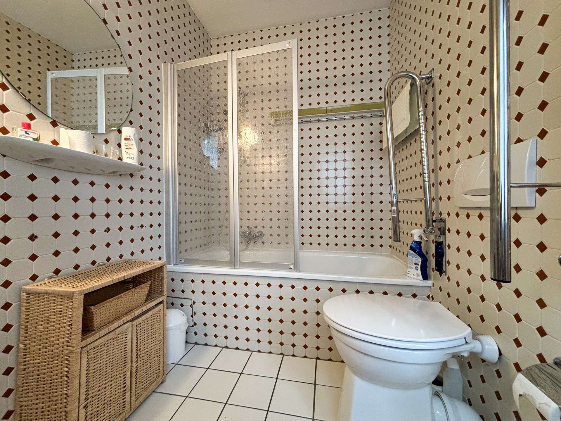 Immobilie in Hamm (Sieg) - *PREISREDUZIERT* Charmantes Einfamilienhaus mit 3 Garagen in zentraler Wohnlage von Hamm / Sieg! - Bild 9