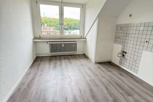 Altbaucharme neu interpretiert-2,5 Zimmer Wohnung Rheinhausen