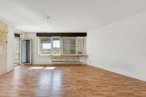 +++ 8.OG mit Fernblick & Süd/Ost-Balkon - bequem & altersgerecht - sanierungsbedürftig +++ – 70437 Rot, Stuttgart – Vorschaubild 7