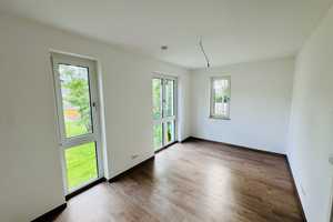 Charmante Doppelhaushälfte / Townhouse mit Gartenparadies im Herzen Altglienickes! – Berlin – Vorschaubild 9