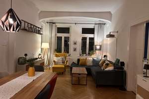 Großzügige Altbau 4-Zimmer-Wohnung mit 2 Balkonen in Leipzig-Südvorstadt