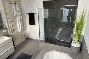 Exklusive denkmalgeschützte Altbauwohnung – Wohnen oder Arbeiten in Toplage von Wuppertal-Elberfeld – Friedrich-Ebert-Straße 134a, 42117 Elberfeld West, Wuppertal – Vorschaubild 37