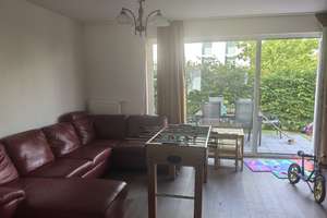 Schönes 6-Zimmer-Reihenendhaus mit EBK und Möbel in Köln Ostheim – Hedwig-Wachenheim-Karree 114, 51107 Ostheim, Köln – Vorschaubild 9