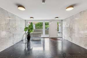 Großzügiges Wohnen auf ca. 120 m² – Balkon, Garage & Mansardenzimmer – Die vollständige Adresse der Immobilie erhältst du vom Anbieter., 40468 Mörsenbroich, Düsseldorf – Vorschaubild 13