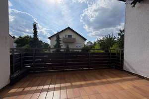 Ruhig gelegenes Zweifamilienhaus mit Garten, Balkon und hervorragender Infrastruktur – Die vollständige Adresse der Immobilie erhältst du vom Anbieter., 70378 Neugereut, Stuttgart – Vorschaubild 10
